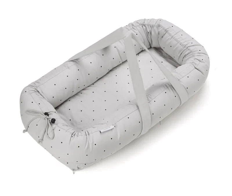 Liewood Gro Babynest Classic Dot Dumbo Grey