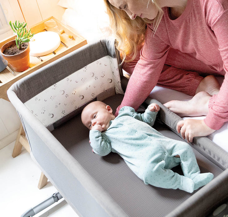 Joie Roomie Bedside Crib Starry Night