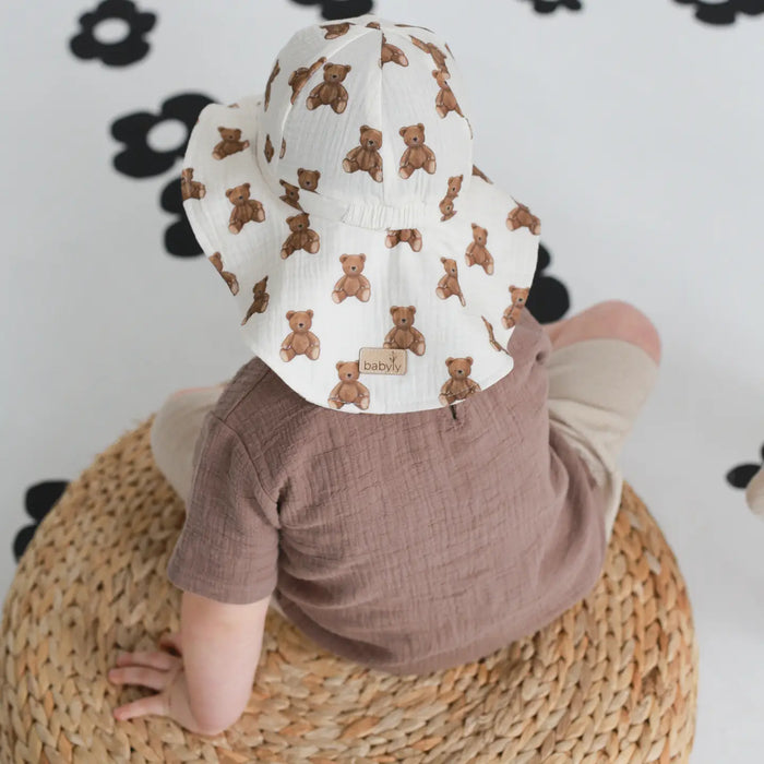 Babyly Solhatt Muslin Nallebjörn